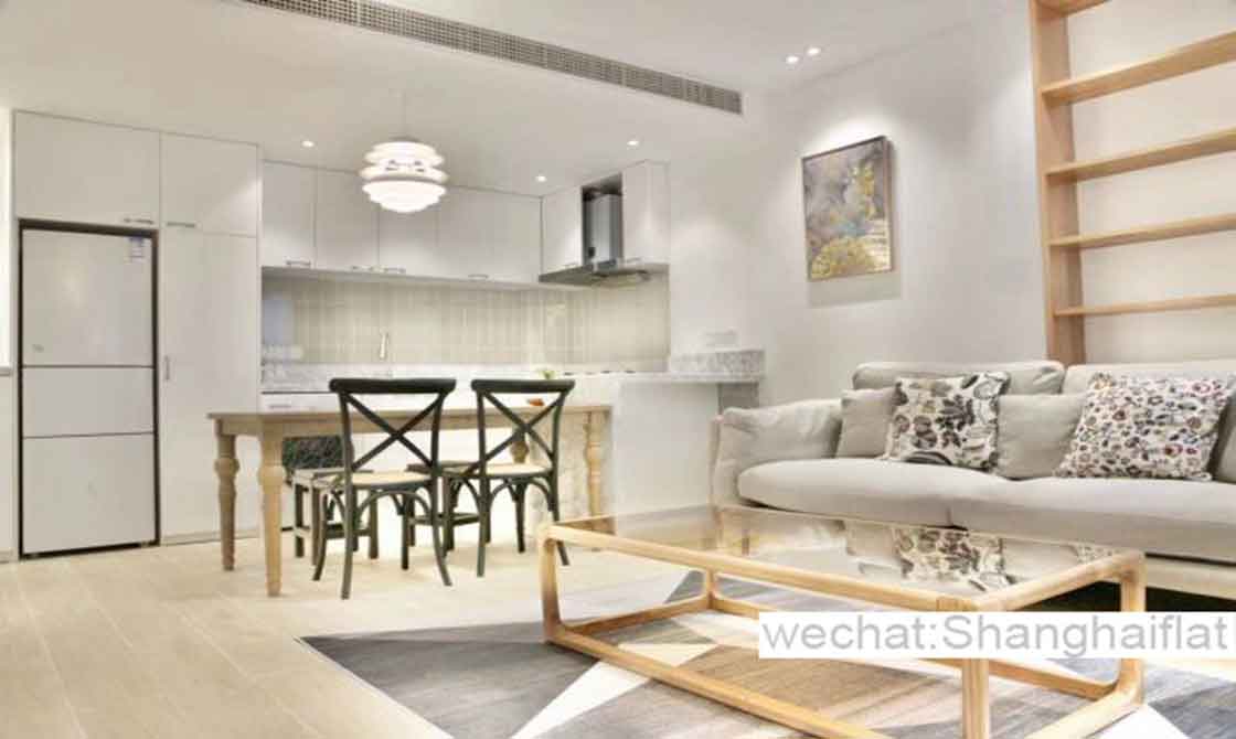 Jingan Brand new 1br lane house with garden and heating on Fenxian Rd