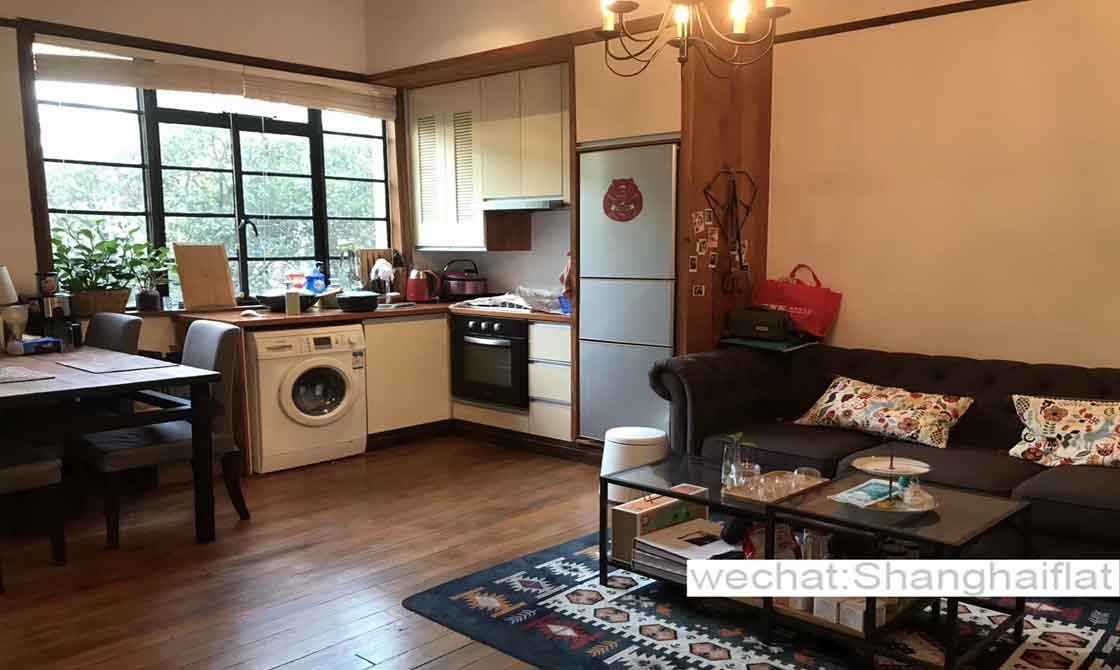 2nd floor lane house apt with balcony for rent/near Shanghai library/FFC