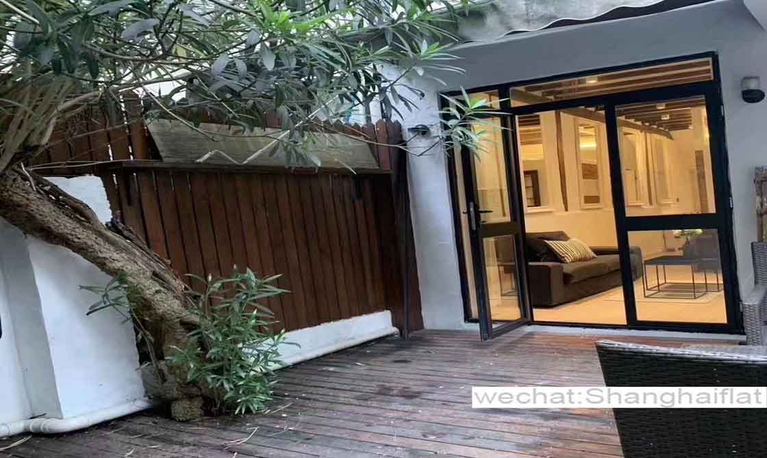 1br+1 spare room lane house with garden for rent in Wulumuqi rd/French Concession