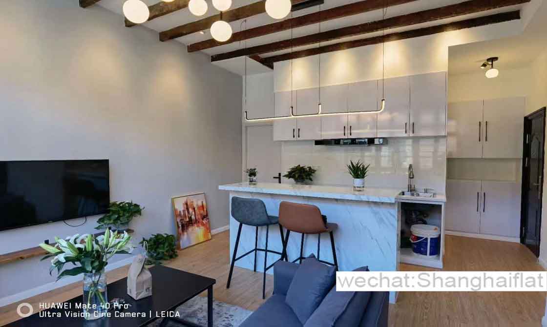 Sough after 1br lane apt in Huaihai M Rd for rent/French Concession