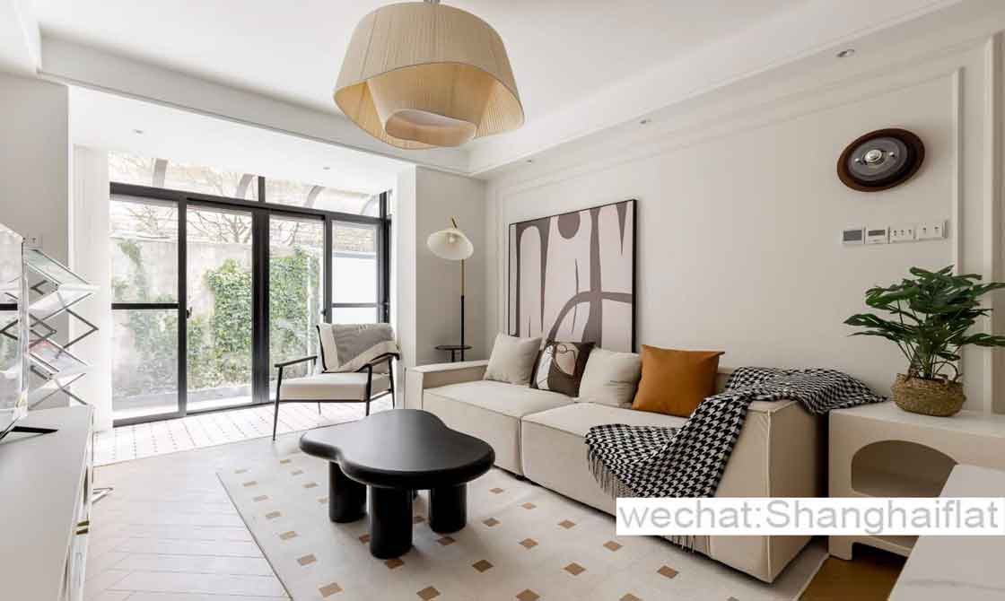 3br apartment with yard at Yongkang rd for rent/French Concession