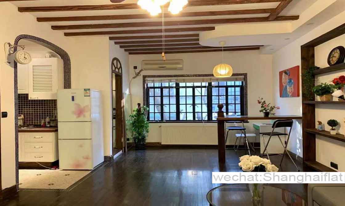 Spacious 1br lane apartment in Ruijin rd for lease/French Concession